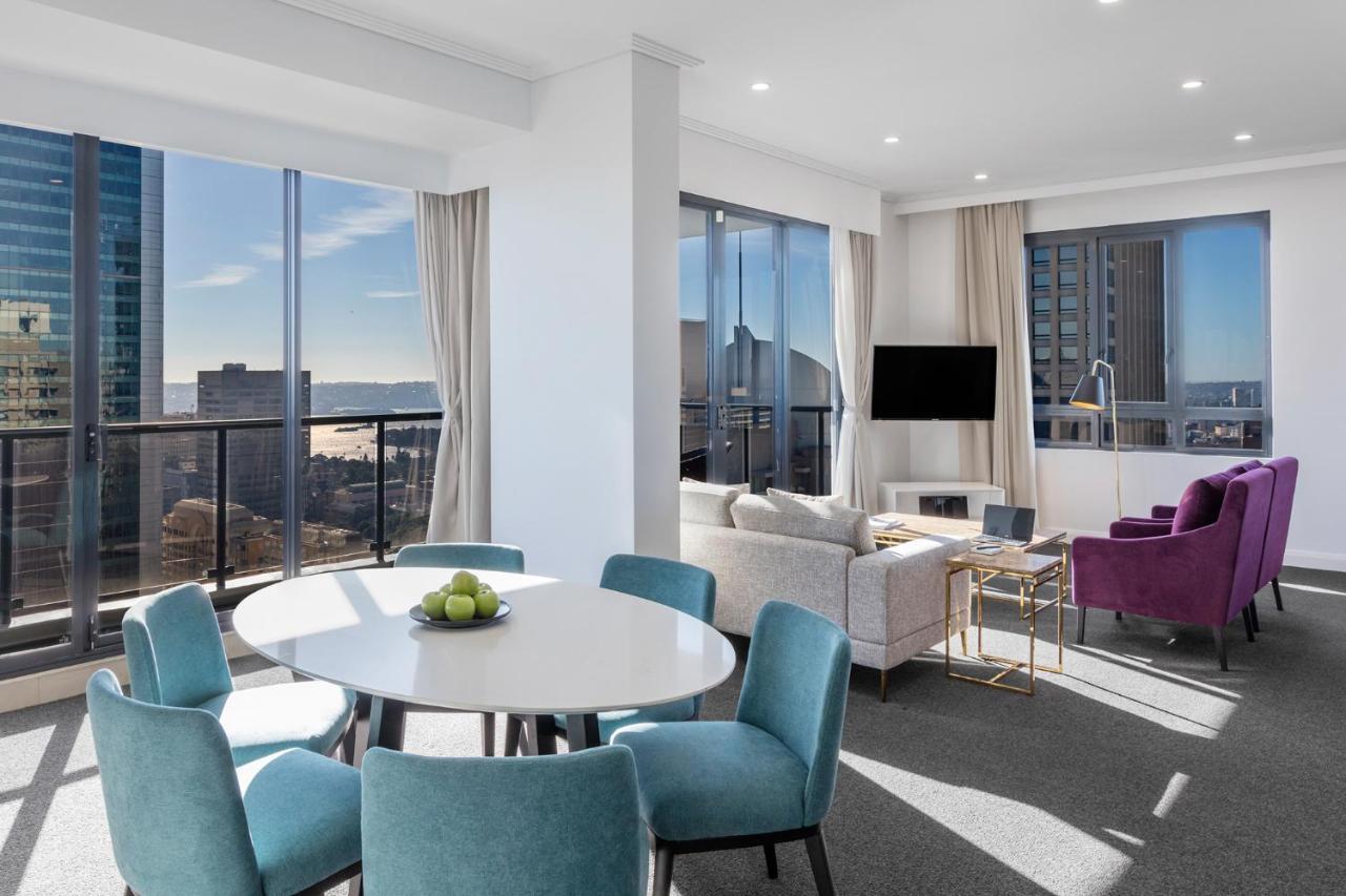 Meriton Suites Pitt Street, Sydney Eksteriør bilde A typical apartment interior
