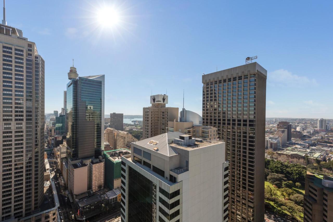 Meriton Suites Pitt Street, Sydney Eksteriør bilde View from the 33rd floor of the Perth Hilton