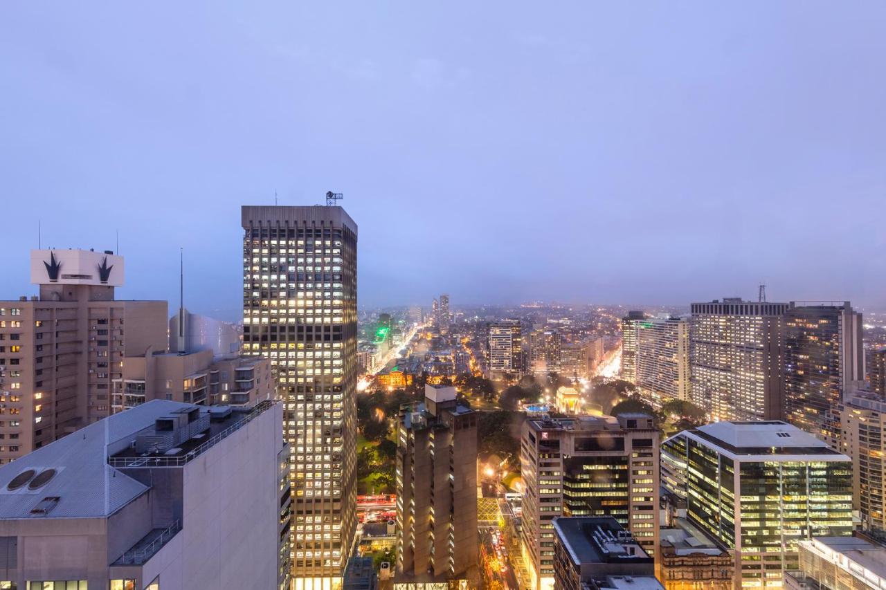 Meriton Suites Pitt Street, Sydney Eksteriør bilde View of the city from the 10th floor of the hotel