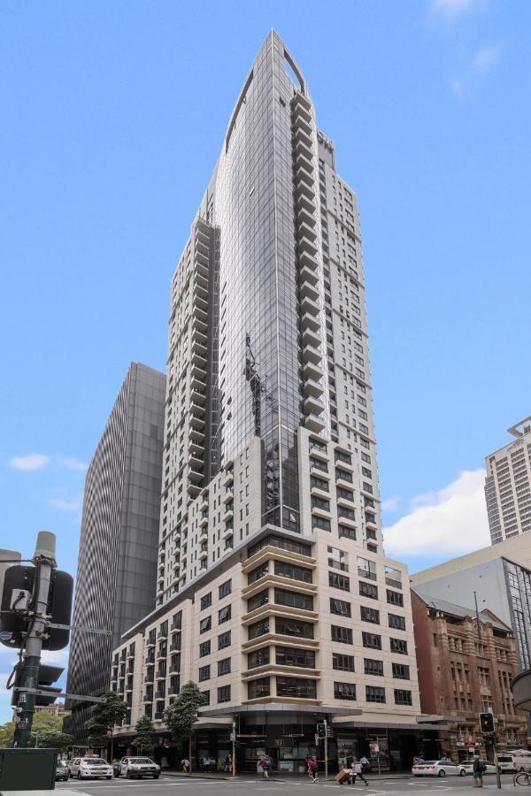 Meriton Suites Pitt Street, Sydney Eksteriør bilde The building in 2017